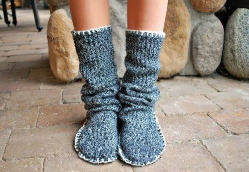 b2ap3_thumbnail_diy-slipper-boots-07.jpg